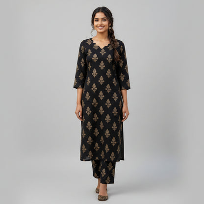 Women's Scallop-Neck Black & Gold Motif Printed Co-Ord Set HP09