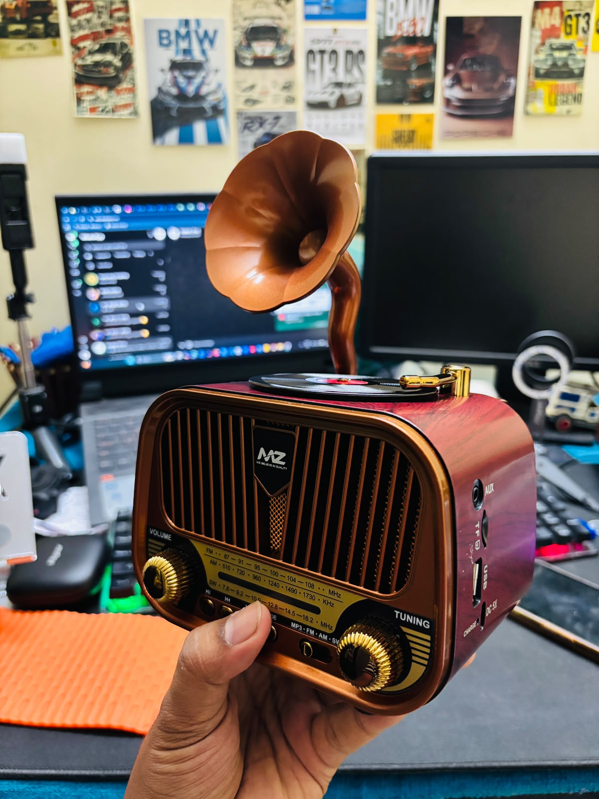 Classic Gramophone & Retro Radio Vintage Wireless Speaker CL68