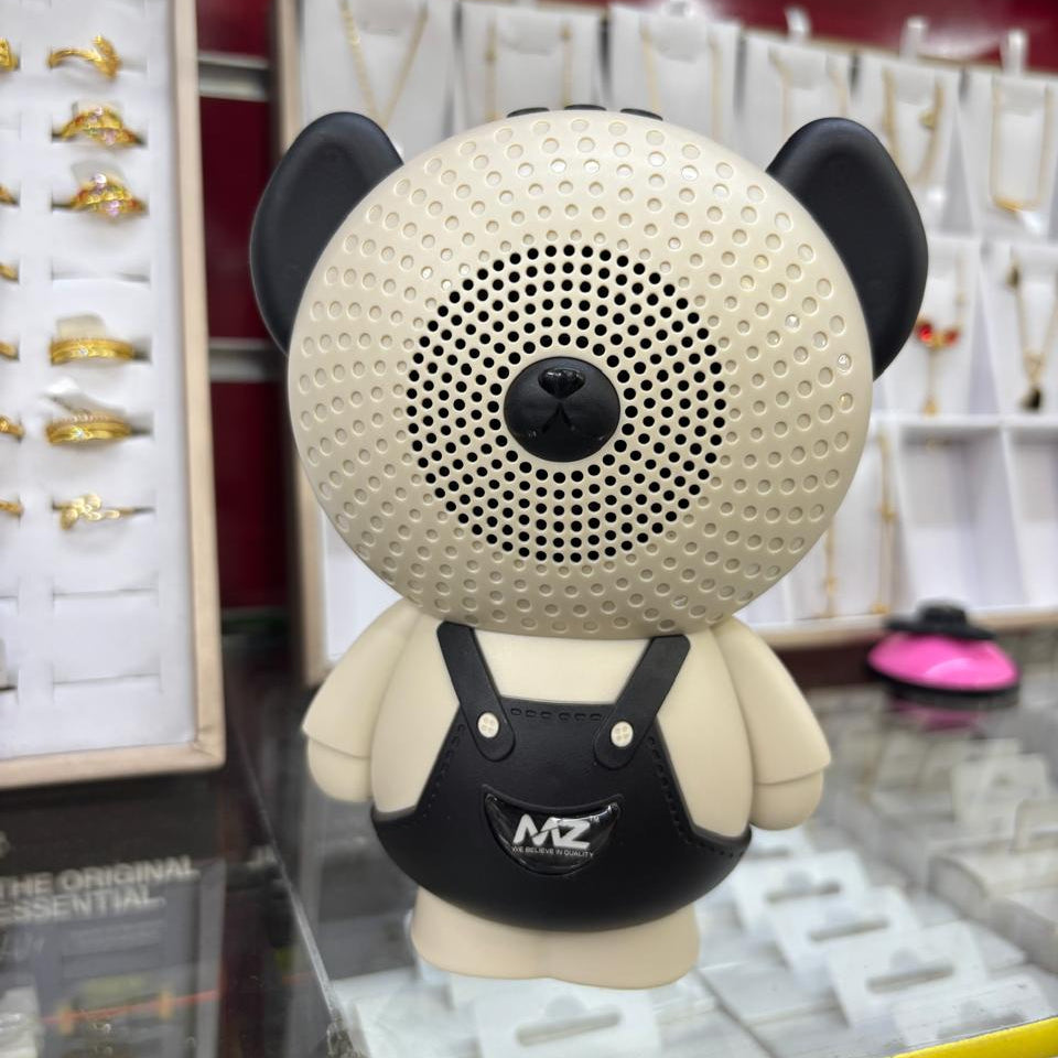 Portable Mini Character Speaker with Built-In Style CL01